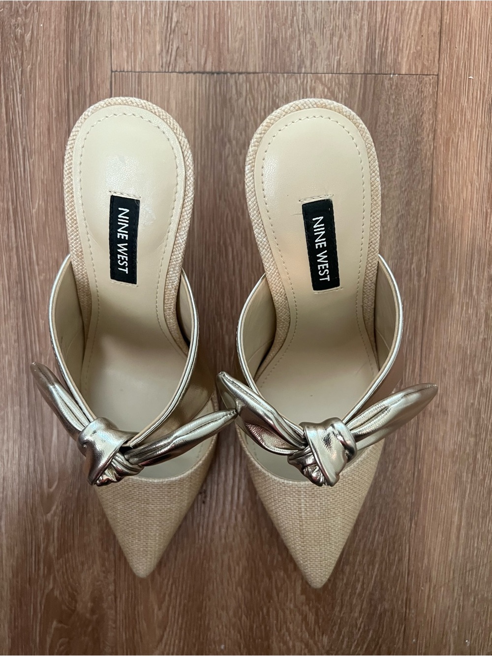 Nine West Gold-Tone Knotted Pointed Mule Heels - Picture 4 of 8